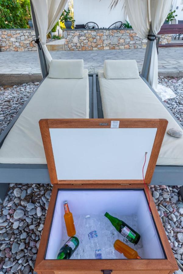 Uno Luxury Apartment With Sea View Livadia  Zewnętrze zdjęcie
