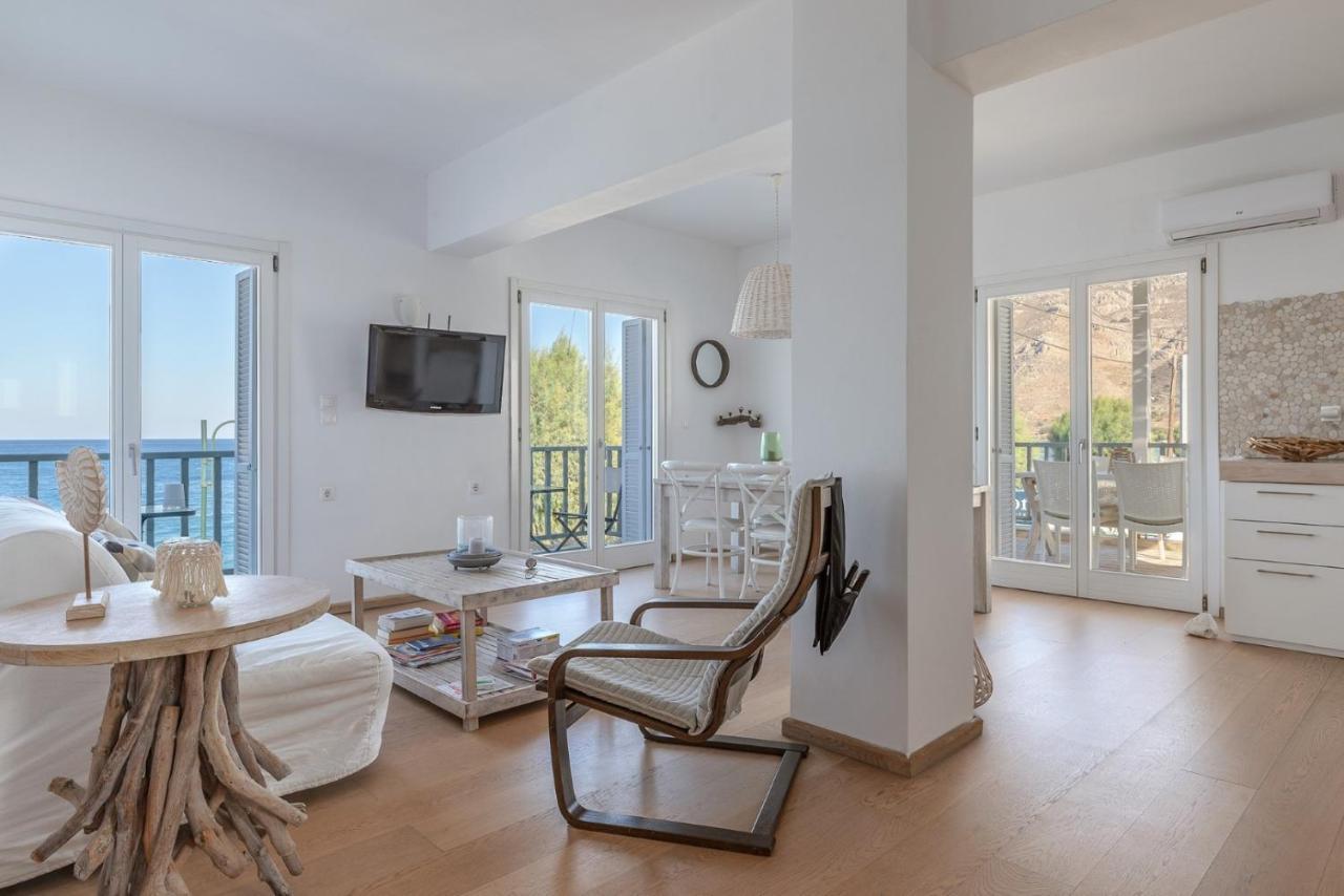 Uno Luxury Apartment With Sea View Livadia  Zewnętrze zdjęcie
