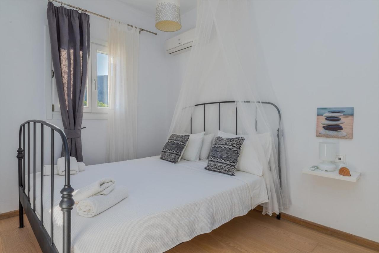 Uno Luxury Apartment With Sea View Livadia  Zewnętrze zdjęcie