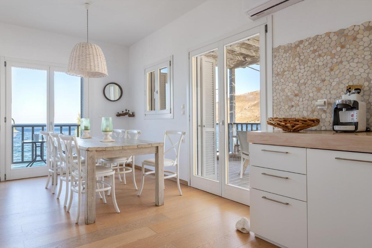 Uno Luxury Apartment With Sea View Livadia  Zewnętrze zdjęcie